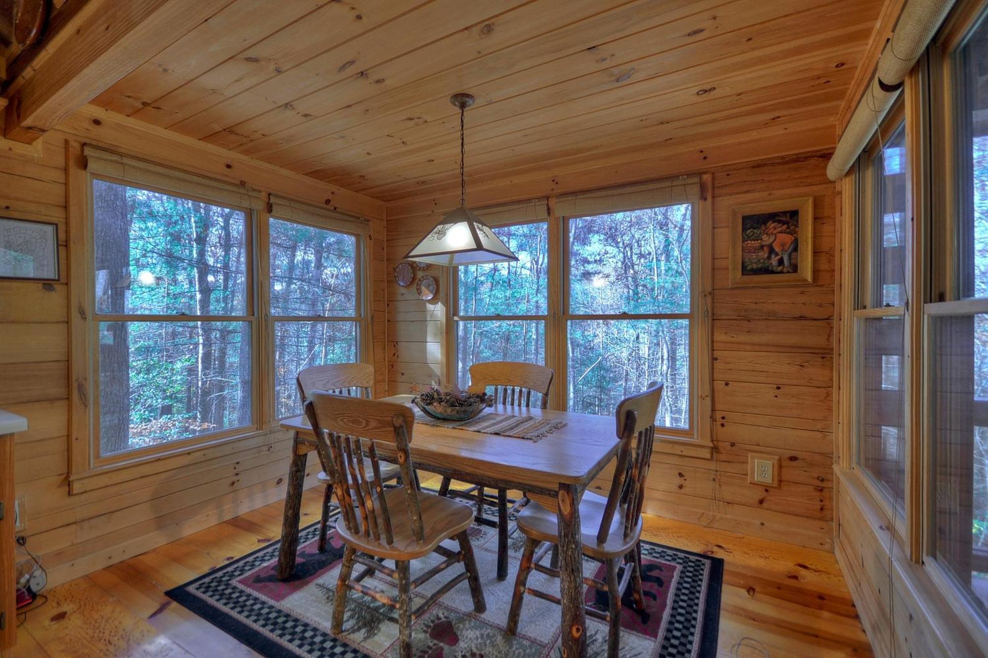 Knotty Pines Pet-Friendly Gas Fireplace Plus A Firepit Cherry Log エクステリア 写真